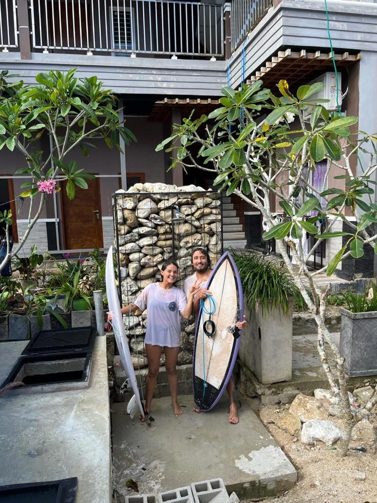 Oseda Nias Surf House Hotel Hilibotodane Kültér fotó