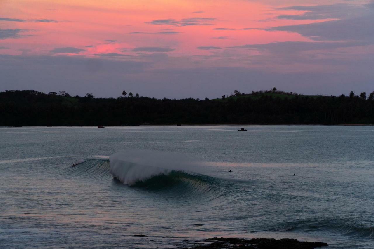 Oseda Nias Surf House Hotel Hilibotodane Kültér fotó