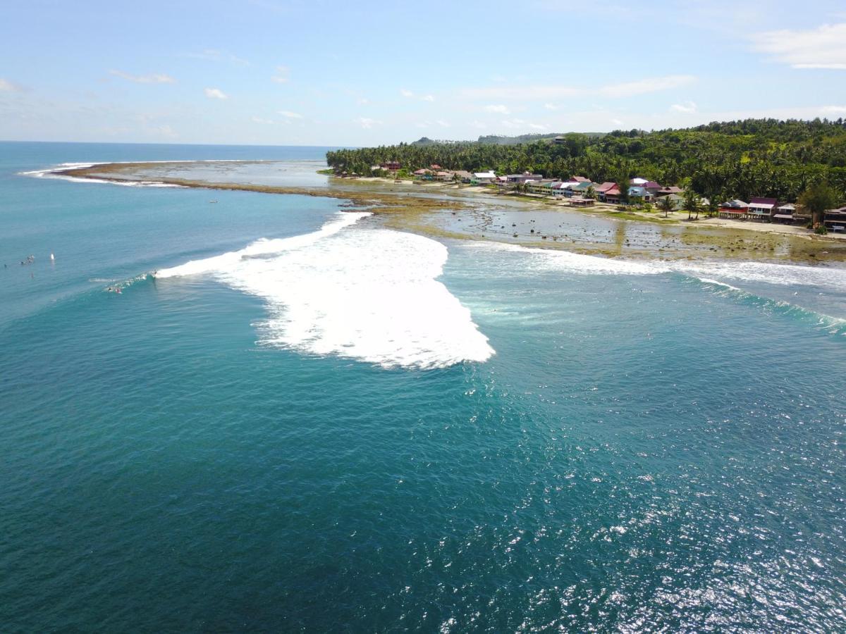 Oseda Nias Surf House Hotel Hilibotodane Kültér fotó