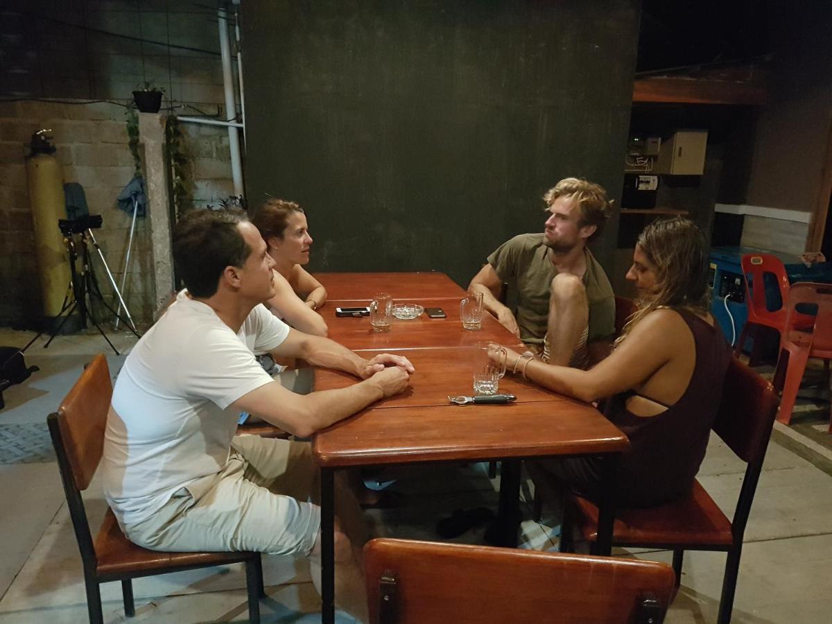 Oseda Nias Surf House Hotel Hilibotodane Kültér fotó